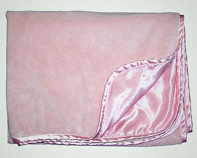 Brookstone SPA NAP Pink Throw Blanket Full Satin Back Edge Trim 34x52"
