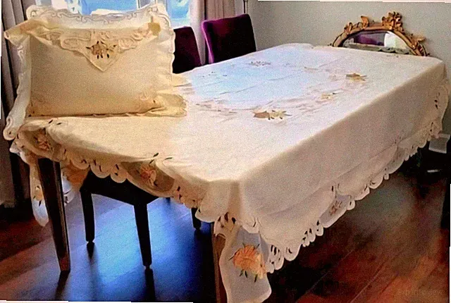 VTG Satin Queen/Full Coverlet Bedspread 2 Envelope Shams Machine Washable